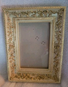 Wooden Frame.. Provincial Orate Gold Frame - Picture 1 of 3