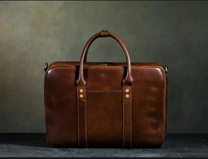 Satchell & Page Counselor Briefcase - Picture 1 of 3