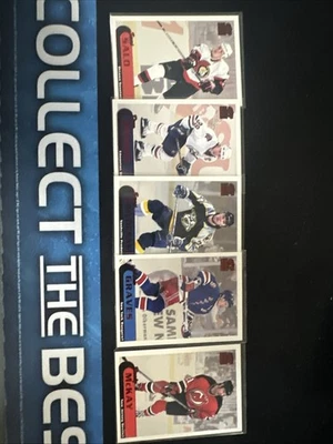 1999-00 Pacific Paramount Red Parallel 5 Card Lot - Image 1 of 2