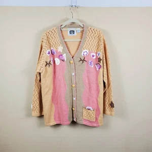 Cardigan leggero pastello in maglia Storybook con gusci all'uncinetto taglia 1X - Foto 1 di 10