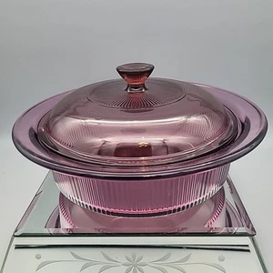 Cazuela Corning Visions Arándano 1 Qt V-31-B y Tapa Pyrex V-1.5-C - Imagen 1 de 12