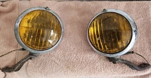 1930s, 1940s, 1950s Cadillac Factory Fog Light Pair, Appleton With Brackets. - Picture 1 of 14