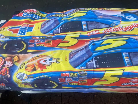 Kellog's Car Quest Nascar Mark Martin #5 Racing Flag snap crackle pop tony tiger Cover