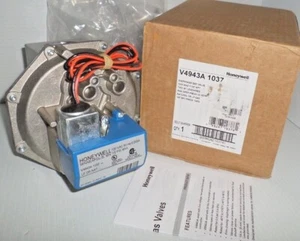 ⭐NUEVO EN CAJA⭐ Válvula de gas diafragma Honeywell V4943A 1037 1-1/2" NPT 120Vac - Imagen 1 de 12