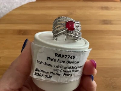 炸弹派对 2024 年 7 月 RBP7745 She’s Pure Glamour Lab 红宝石正品石英戒指 8 — 第 1/2 张图片