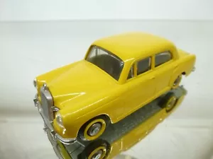 TEKNO DENMARK 723 MERCEDES BENZ 180 - PROF. CODE 3 - YELLOW 1:43 - GOOD - 117 - Imagen 1 de 9