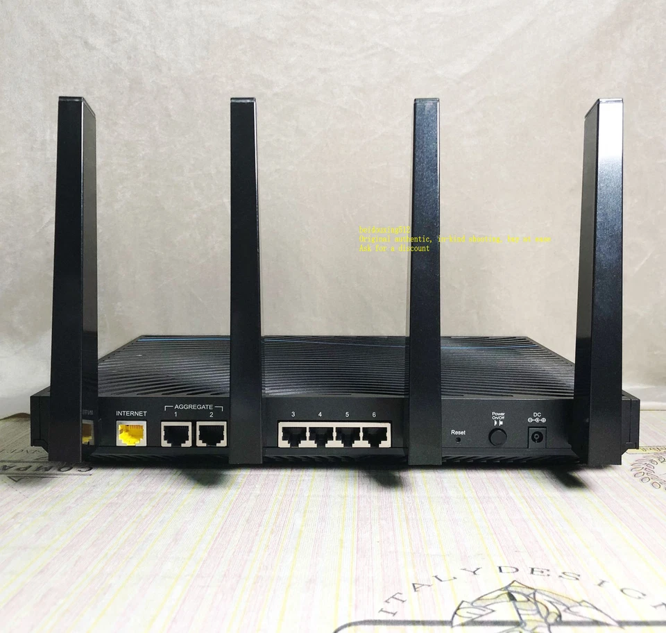 NETGEAR R8500 tri-band AC5300 Gigabit high speed wall-to-wall wireless router - Image 1 of 4