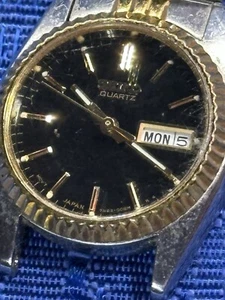 Vintage Seiko Watch Women's Silver/Gold Black Dial 7N83-0041 Broken - Picture 1 of 11