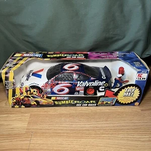 VTG 1997 ToyBiz Rumble N' Roar Gas Can Racer Mark Martin #6 Valvoline NASCAR NIB - Picture 1 of 11