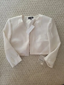 Bebe Embroidered Ivory Cropped Jacket Size 4 Brand New With Tags - Picture 1 of 15