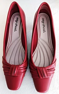 NEU IM KARTON Easy Street Waive rote Pumps Größe 9W eckige Zehenpartie Pfennigabsatz Schuhe - Bild 1 von 5