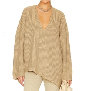 NWT WEWOREWHAT Oversized V Neck Chunky Knit Sweater Asymmetrical M/L Oat Beige - Picture 1 of 11