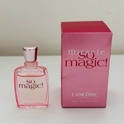 MIRACLE SO MAGIC de LANCOME 0,17 FL oz / 5 ml eau de parfum miniatura en caja Foto 1 de 3