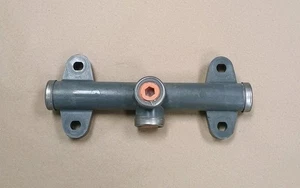 Aro 93801-2 GROUNDABLE ACETAL 1/2" Outlet Manifold - Bild 1 von 3