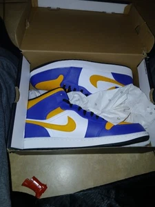 Nike Air Force one mid-size 13. Brand New - Picture 1 of 7