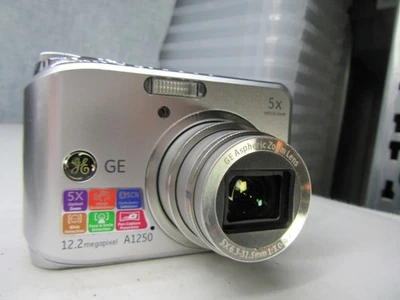 General Electric Digital Camera GE A1250 12.2MP. Working. Superb Condition - Image 1 of 4