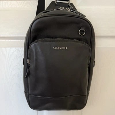 蔻驰 #C2931 Graham 黑色皮革男式男女通用平底包吊带斜挎包正品 — 第 1/4 张图片