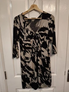 WALLIS SCHWARZ GRAU GEMUSTERTES KLEID – UK-Größe 12 - Bild 1 von 3