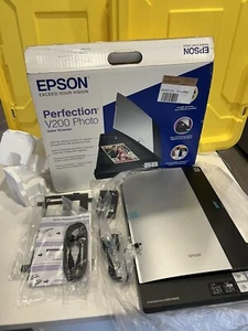 NEW IN BOX Epson Perfection V200 Color Flatbed Scanner Photo Film Negatives - Picture 1 of 4