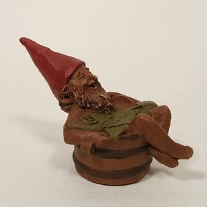 Tom Clark Gnome Buzzy Male in Bucket Hot Tub #68 Cairn Studios 1984 Figurine - Imagen 1 de 10
