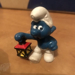 USED 1977 Watchman Smurf- red top lantern 20024 - Picture 1 of 4