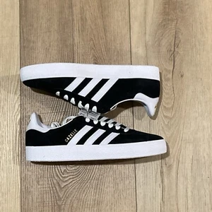 Adidas Gazelle ADV schwarz weiß Größe 9 Damen 8 Herren FX 6563 - Bild 1 von 5