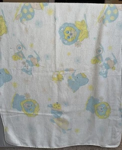 Vintage Thin Hospital Baby Receiving Blanket Animals - Picture 1 of 4