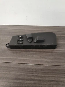 BMW X5 X6 E70 E71 right front seat control switch 6950768 2009 - Picture 1 of 8