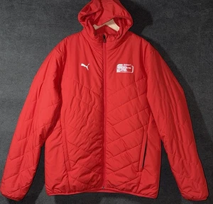 Puma F1 Puffer Hooded Jacket Herren L Las Vegas Grand Prix 2023 Guest Services rot - Bild 1 von 8