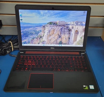 Dell Inspiron 5577 (P57F)Laptop Intel i5-7300HQ, 8GB RAM, 256 GB NvME Win 11 - Image 1 of 4