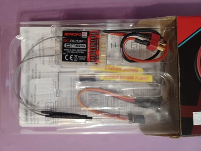 Receptor JR RG812BP DMSS CH8 XBUS CON CABLE DE BATERÍA HD PARA PRODUCTOS XBUS Foto 1 de 4