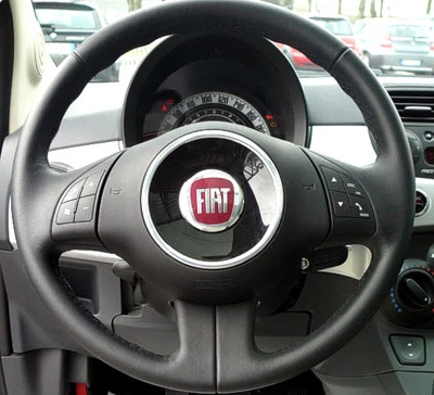 COPRIVOLANTE IN VERA PELLE NERO SPECIFICO FIAT NUOVA 500 - Bild 1 von 3