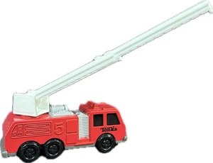 Vintage Tonka Fire Truck Die Cast 3.25” 1:64 VERY NICE! Metal Toy Complete - Picture 1 of 7