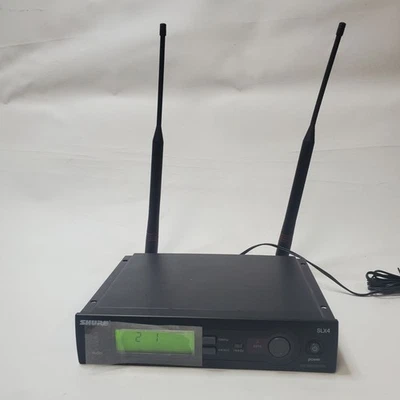 Shure SLX4 G5 Wireless Microphone Receiver w/ UA820D upgraded antennae - Image 1 of 4