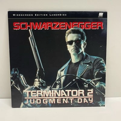Terminator 2 Judgment Day LaserDisc James Cameron Arnold Schwarzenegger TESTED! - Image 1 of 4