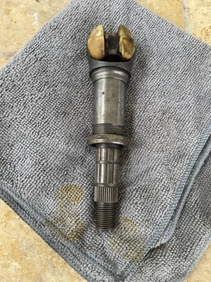 1969-1970 Chevrolet Chevelle Camaro Impala coluna de direção inclinada eixo superior GM - Imagem 1 de 2