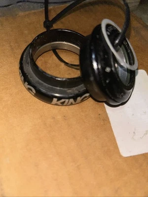 Chris king Inset 8 Black - Image 1 of 3