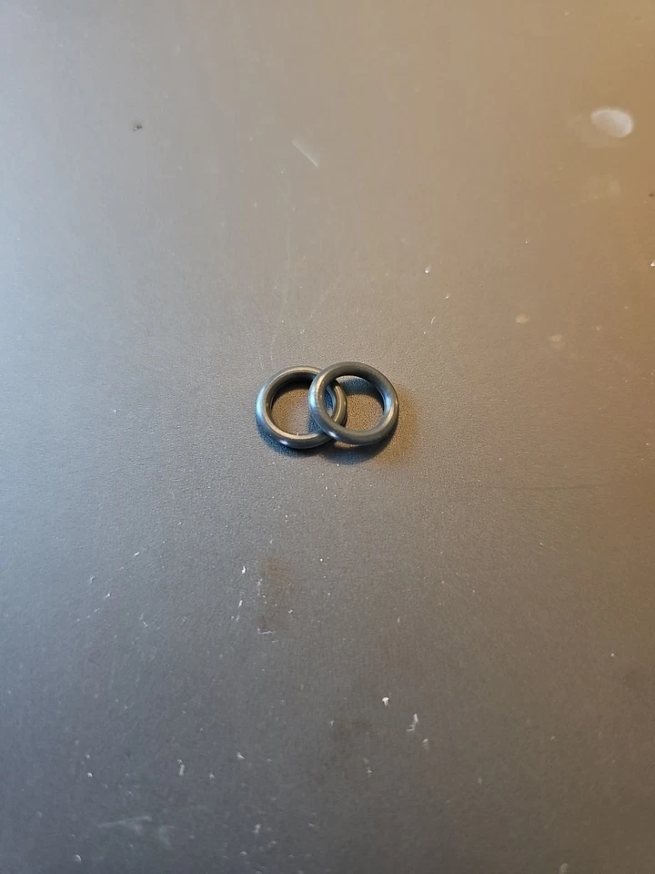 Pair Of Viton O Rings, For Ducati 748 996 Fuel Lines - Image 1 of 1