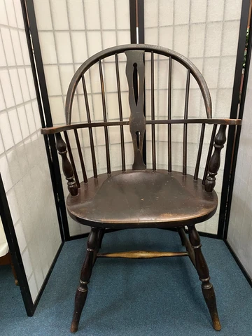 ANTIQUE WINDSOR ARM CHAIR 38" TALL Farmhouse Country LOCAL PICKUP North Carolina Cover
