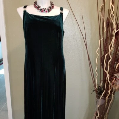 Dark green velvet holiday dress 22W, snowflakes - Image 1 of 4