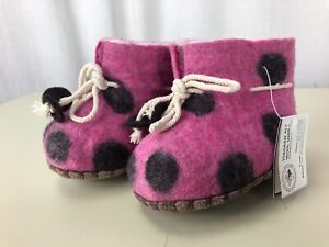 New Mongolian Wool Shop  Baby Girl Leather Moccasins Polka Dot  Pink Handmade 