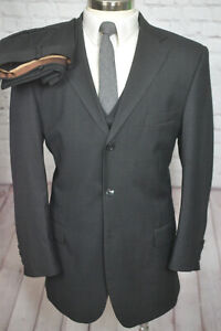 Caravelli Mens Black Check REG FIT Pleated 3 Pc VEST Suit 44R Jacket 36x28 Pant