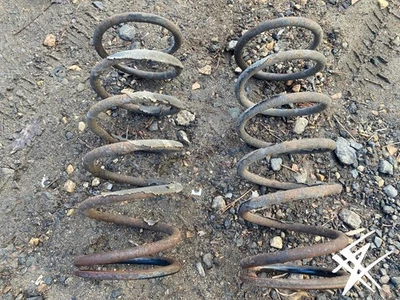 ae86 1986 丰田卡罗拉舱口 gts 外悬架 后支柱弹簧线圈 — 第 1/4 张图片