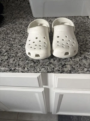 Zuecos clásicos Crocs unisex para niños blancos Foto 1 de 4