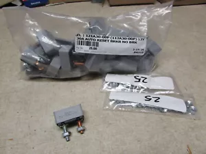 25 Pack - Bussmann Eaton SHORTSTOP Circuit Breaker 12V 30A Boat Marine RV Camper - Picture 1 of 4