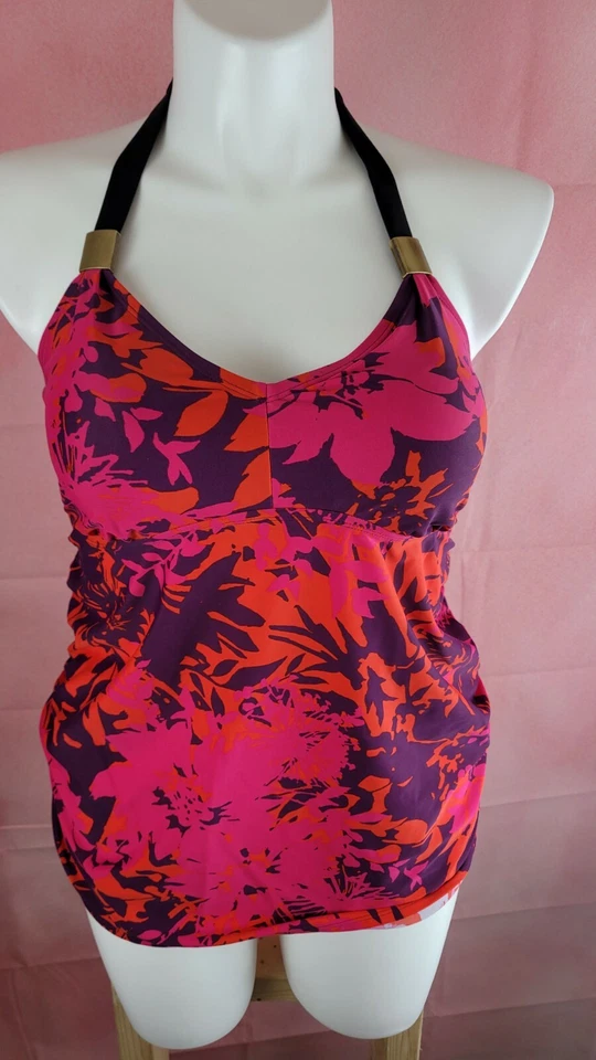 Liz Lange Maternity Side Ruched Halter Tie MulticolorTankini Top Size Large - Image 1 of 4