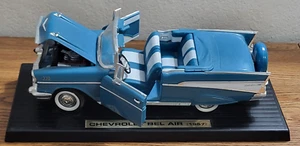 Vintage Blue 1957 Chevy Bel Air Convertible Diecast Model Car 92108 with Stand - Picture 1 of 16