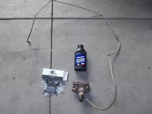 2006 Polaris Sportsman 800 Rear Foot Brake Pedal Master Cylinder Resovoir Fluid - Picture 1 of 3