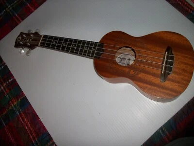 Luna Uke Honu Turtle Soprano Ukulele - Image 1 of 4
