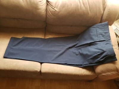 Adolfo 男式连衣裙休闲裤蓝色打褶袖口尺寸 40X32。二手  — 第 1/4 张图片